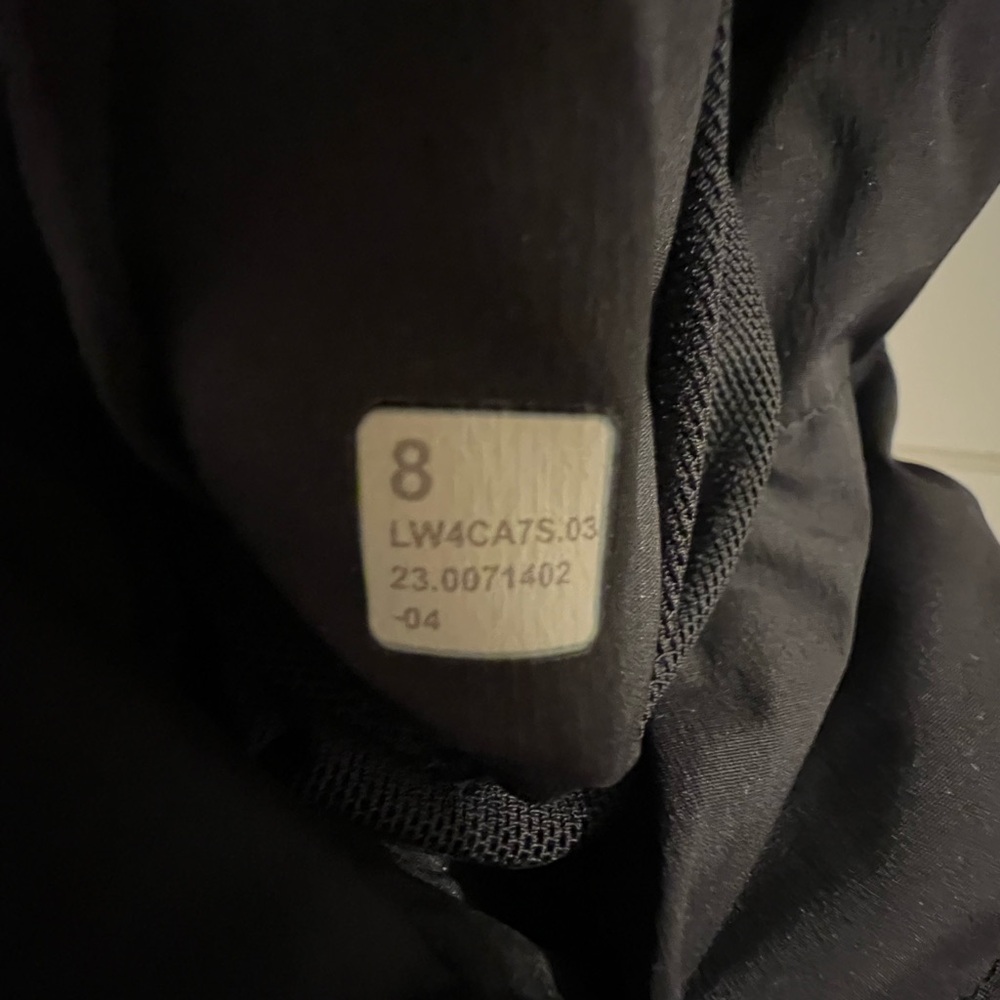 Lululemon Down for it all Black Jacket Size 8 - Picture 5 of 9